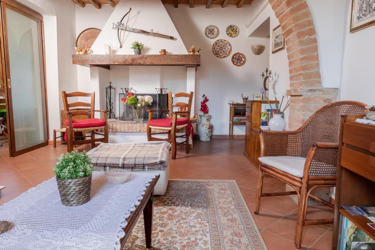 Villa La Casa Del Re Le Piazze Екстериор снимка